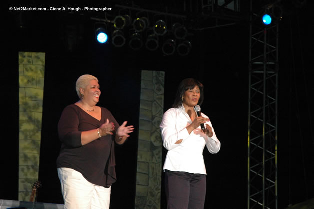 Portia Simpson-Miller, O.N.,M.P., Prime Minister of Jamaica - Aloun Ndombet - Assamba - Minister of Tourism, Entertainment and Culture - Carrole A. M. Guntley, C.D., J.P., Director General, Ministry of Tourism @ The Aqueduct on Rose Hall - Friday, January 26, 2007 - 10th Anniversary - Air Jamaica Jazz & Blues Festival 2007 - The Art of Music - Tuesday, January 23 - Saturday, January 27, 2007, The Aqueduct on Rose Hall, Montego Bay, Jamaica - Negril Travel Guide, Negril Jamaica WI - http://www.negriltravelguide.com - info@negriltravelguide.com...!