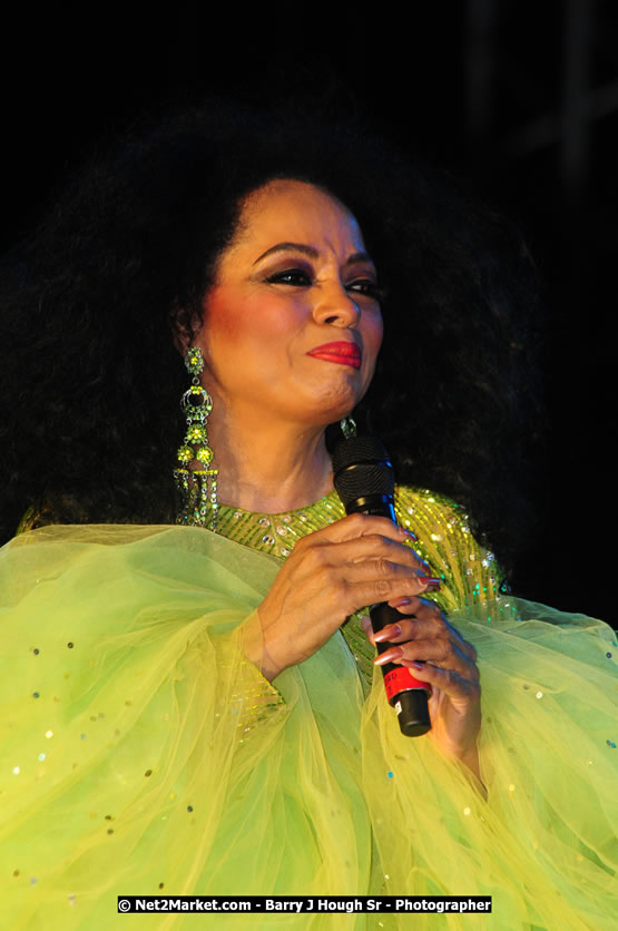 Diana Ross at the Air Jamaica Jazz and Blues Festival 2008 The Art of Music - Saturday, January 26, 2008 - Air Jamaica Jazz & Blues 2008 The Art of Music venue at the Aqaueduct on Rose Hall Resort & Counrty Club, Montego Bay, St. James, Jamaica W.I. - Thursday, January 24 - Saturday, January 26, 2008 - Photographs by Net2Market.com - Claudine Housen & Barry J. Hough Sr, Photographers - Negril Travel Guide, Negril Jamaica WI - http://www.negriltravelguide.com - info@negriltravelguide.com...!