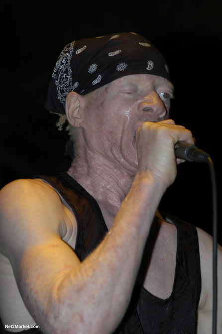 Live in Concert - Yellowman - Peter Metro - Bobby Dread - Swallow - backed by the Indika Band - Boubon Beach Restaurant, Beach Bar & Oceanfront Accommodations - Negril Travel Guide, Negril Jamaica WI - http://www.negriltravelguide.com - info@negriltravelguide.com...!