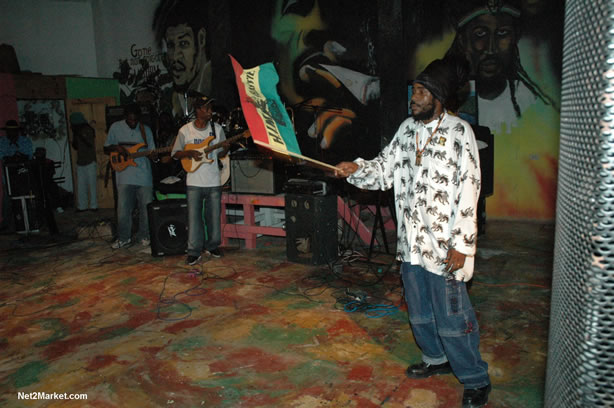 Reggae Superstar - Bush Man @ Bourbon Beach with Boddy Dread & Singing Honour - Presented by Our Music Promotions - Omar & Ama-Donna - Saturday, May 14, 2005 - Negril Travel Guide, Negril Jamaica WI - http://www.negriltravelguide.com - info@negriltravelguide.com...!