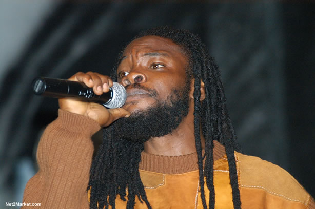 Reggae Superstar - Bush Man @ Bourbon Beach with Boddy Dread & Singing Honour - Presented by Our Music Promotions - Omar & Ama-Donna - Saturday, May 14, 2005 - Negril Travel Guide, Negril Jamaica WI - http://www.negriltravelguide.com - info@negriltravelguide.com...!