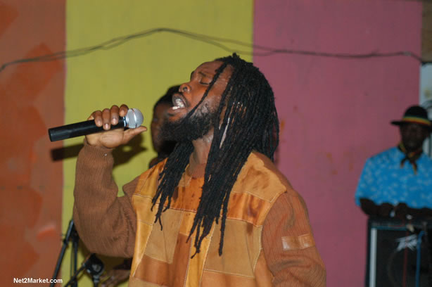 Reggae Superstar - Bush Man @ Bourbon Beach with Boddy Dread & Singing Honour - Presented by Our Music Promotions - Omar & Ama-Donna - Saturday, May 14, 2005 - Negril Travel Guide, Negril Jamaica WI - http://www.negriltravelguide.com - info@negriltravelguide.com...!