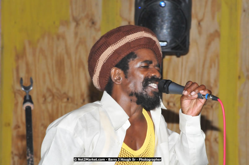  Coco Tea & Silver Cat at Bourbon Beach - Money Cologne Promotions presents The Growning of Coco Tea & Silver Cat at Bourbon Beach, Norman Manley Boulevard, Negril , Westmoreland, Jamaica W.I. - Monday, April 14, 2008 - Photographs by Barry J. Hough Sr. Photojournalist/Photograper - Photographs taken with a Nikon D70, D100, or D300 - Negril Travel Guide, Negril Jamaica WI - http://www.negriltravelguide.com - info@negriltravelguide.com...!