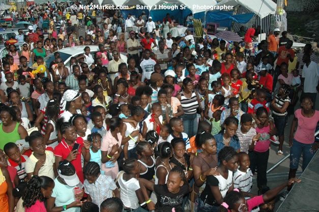 Cross De Harbour @ Lucea Car Park presented by Linkz Entertainment in association with Lucea Chamber of Commerce - Featuring Freddy Mc Gregor, Iley Dread, Mr. Vegas, Lt. Elmo, Champagne, Merital, CC, Brillant, TQ, Mad Dog, Chumps - Lucea, Hanover, Jamaica - Negril Travel Guide.com, Negril Jamaica WI - http://www.negriltravelguide.com - info@negriltravelguide.com...!