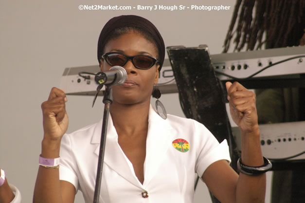 Jah Cure - Cure Fest 2007 - Longing For Concert at Trelawny Multi Purpose Stadium, Trelawny, Jamaica - Sunday, October 14, 2007 - Cure Fest 2007 October 12th-14th, 2007 Presented by Danger Promotions, Iyah Cure Promotions, and Brass Gate Promotions - Alison Young, Publicist - Photographs by Net2Market.com - Barry J. Hough Sr, Photographer - Negril Travel Guide, Negril Jamaica WI - http://www.negriltravelguide.com - info@negriltravelguide.com...!