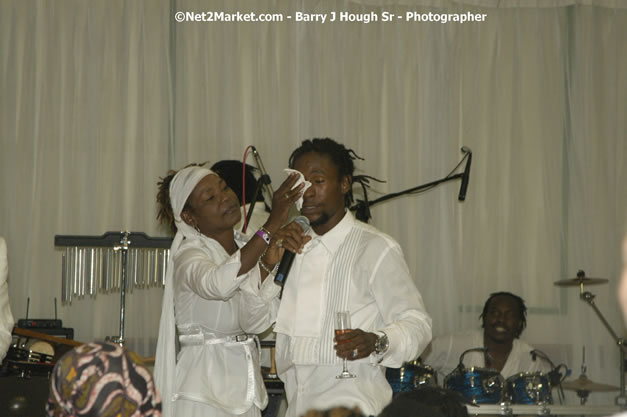 Jah Cure and Mother Pansetta Campbell - Reflections - Cure Fest 2007 - All White Birth-Night Party - Hosted by Jah Cure - Starfish Trelawny Hotel - Trelawny, Jamaica - Friday, October 12, 2007 - Cure Fest 2007 October 12th-14th, 2007 Presented by Danger Promotions, Iyah Cure Promotions, and Brass Gate Promotions - Alison Young, Publicist - Photographs by Net2Market.com - Barry J. Hough Sr, Photographer - Negril Travel Guide, Negril Jamaica WI - http://www.negriltravelguide.com - info@negriltravelguide.com...!