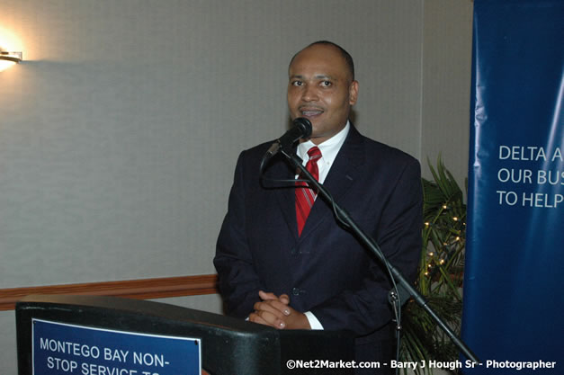 Holiday Inn SunSpree Resort & Delta Air Lines Cocktail Reception in Commemoration of Delta Air Lines Inaugural Flight From New York's JFK Airport to Sangster International Airport, Montego Bay, Jamaica - June 9, 2007 - Sangster International Airport - Montego Bay, St James, Jamaica W.I. - MBJ Limited - Transforming Sangster International Airport into a world class facility - Photographs by Net2Market.com - Negril Travel Guide, Negril Jamaica WI - http://www.negriltravelguide.com - info@negriltravelguide.com...!