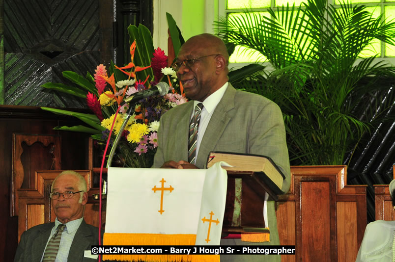 Lucea United Church - Unitied Church in Jamaica and Cayman Islands - Worship Service & Celebration of the Sacrament of Holy Communion - Special Guests: Hanover Homecoming Foundation & His excellency The Most Honourable Professor Sir Kenneth Hall Governor General of Jamaica - Sunday, August 3, 2008 - Hanover Homecoming Foundation LTD Jamaica - Wherever you roam ... Hanover bids you ... come HOME - Sunday, August 3 to Saturday, August 9, 2008 - Hanover Jamaica - Photographs by Net2Market.com - Barry J. Hough Sr. Photojournalist/Photograper - Photographs taken with a Nikon D300 - Negril Travel Guide, Negril Jamaica WI - http://www.negriltravelguide.com - info@negriltravelguide.com...!