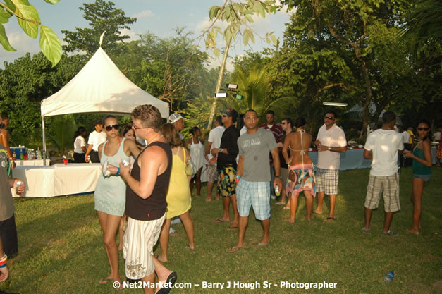 Hybrid Go Ultra - Independence Negril 2K7 - A Barefoot Beach Party @ The Hybrid Beach Cove aka Half Moon Beach Club, Sunday, August 5, 2007, Half Moon Beach, Hanover Parish, Jamaica - Negril Travel Guide.com, Negril Jamaica WI - http://www.negriltravelguide.com - info@negriltravelguide.com...!