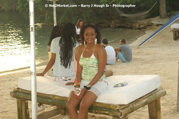 Hybrid Go Ultra - Independence Negril 2K7 - A Barefoot Beach Party @ The Hybrid Beach Cove aka Half Moon Beach Club, Sunday, August 5, 2007, Half Moon Beach, Hanover Parish, Jamaica - Negril Travel Guide.com, Negril Jamaica WI - http://www.negriltravelguide.com - info@negriltravelguide.com...!