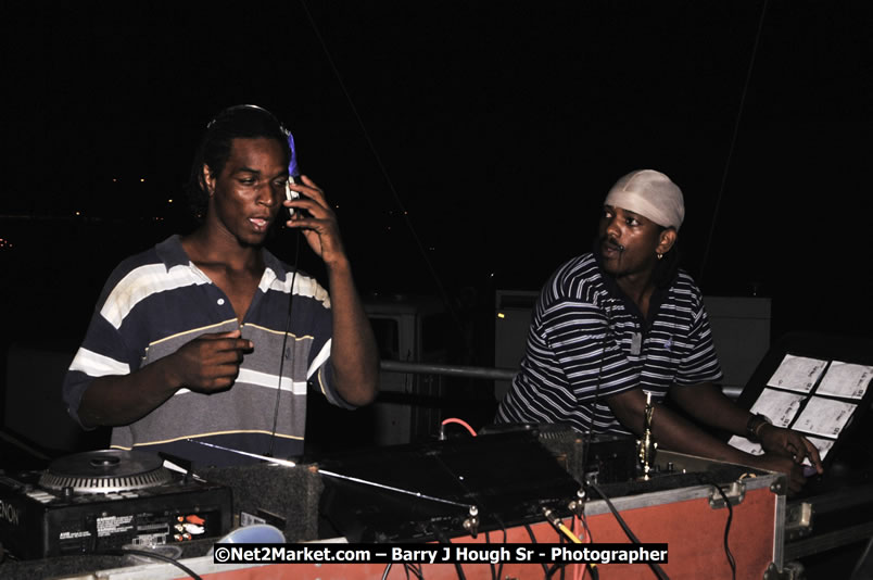 International Dancehall Queen Competition - Big Head Promotions Presents the Red Label Wine Dancehall Queen Competition - Saturday, July 26, 2008 @ Pier One, Montego Bay, Jamaica W.I. - Photographs by Net2Market.com - Barry J. Hough Sr. Photojournalist/Photograper - Photographs taken with a Nikon D300 - Negril Travel Guide, Negril Jamaica WI - http://www.negriltravelguide.com - info@negriltravelguide.com...!