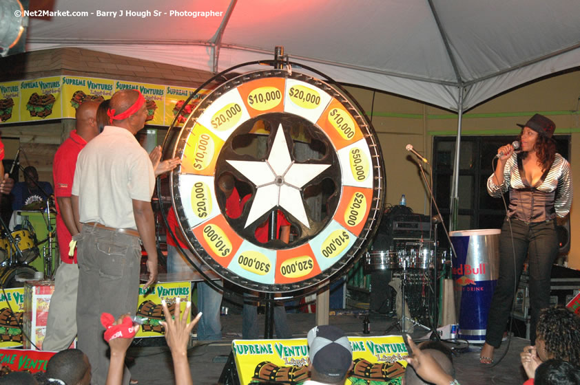 Jamaica Carnival 2007 @ The Jungle, Friday, March 2, 2007, The Jungle, Norman Manley Boulevard, Negril, Westmoreland, Jamaica W.I. - Negril Travel Guide, Negril Jamaica WI - http://www.negriltravelguide.com - info@negriltravelguide.com...!