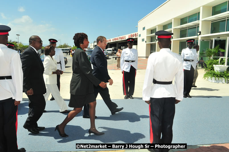 The Unveiling Of The Commemorative Plaque By The Honourable Prime Minister, Orette Bruce Golding, MP, And Their Majesties, King Juan Carlos I And Queen Sofia Of Spain - On Wednesday, February 18, 2009, Marking The Completion Of The Expansion Of Sangster International Airport, Venue at Sangster International Airport, Montego Bay, St James, Jamaica - Wednesday, February 18, 2009 - Photographs by Net2Market.com - Barry J. Hough Sr, Photographer/Photojournalist - Negril Travel Guide, Negril Jamaica WI - http://www.negriltravelguide.com - info@negriltravelguide.com...!