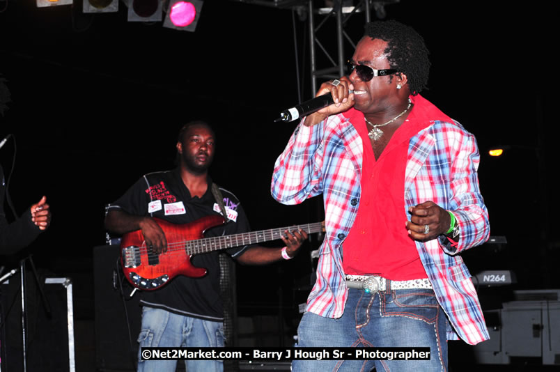 Lucea Cross the Harbour @ Lucea Car Park - All Day Event - Cross the Harbour Swim, Boat Rides, and Entertainment for the Family - Concert Featuring: Bushman, George Nooksl, Little Hero, Bushi One String, Dog Rice and many local Artists - Friday, August 1, 2008 - Lucea, Hanover Jamaica - Photographs by Net2Market.com - Barry J. Hough Sr. Photojournalist/Photograper - Photographs taken with a Nikon D300 - Negril Travel Guide, Negril Jamaica WI - http://www.negriltravelguide.com - info@negriltravelguide.com...!