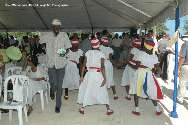 Palladium Hotels & Resorts - Groundbreaking of the 1600-Room Grand Palladium Lady Hamilton Resort & Spa and the Grand Palludium Jamaica Resort & Spa - Special Address: The Most Honorable Portia Simpson-Miller, O.N., M.P., Prime Minister of Jamaica - The Point, Lucea, Hanover, Saturday, November 11, 2006 @ 2:00 pm - Negril Travel Guide, Negril Jamaica WI - http://www.negriltravelguide.com - info@negriltravelguide.com...!