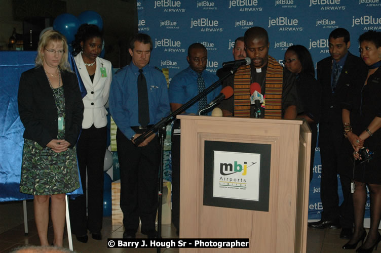 JetBue Airways' Inaugural Air Service between Sangster International Airport, Montego Bay and John F. Kennedy Airport, New York at MBJ Airports Sangster International Airport, Montego Bay, St. James, Jamaica - Thursday, May 21, 2009 - Photographs by Net2Market.com - Barry J. Hough Sr, Photographer/Photojournalist - Negril Travel Guide, Negril Jamaica WI - http://www.negriltravelguide.com - info@negriltravelguide.com...!