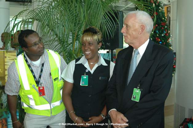 MBJ Airports Limited Welcomes WestJet Airlines - Inaugural Scheduled Service From Toronto Pearsons International Airport - Monday, December 10, 2007 - Sangster International Airport - MBJ Airports Limited, Montego Bay, Jamaica W.I. - Photographs by Net2Market.com - Barry J. Hough Sr, Photographer - Negril Travel Guide, Negril Jamaica WI - http://www.negriltravelguide.com - info@negriltravelguide.com...!