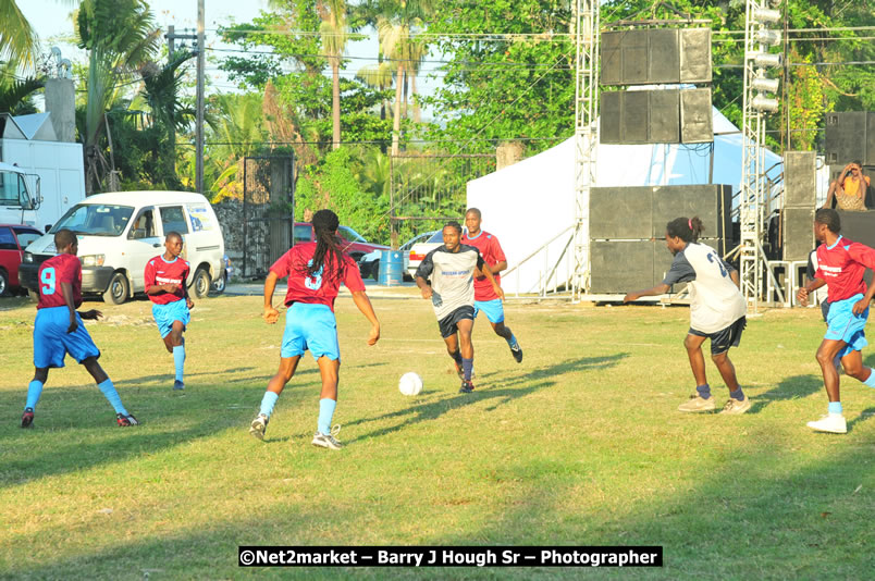 Marley Magic Traffic Jam - Celebrity Football @ Spring Break - Saturday, March 21, 2009 - Also Featuring: Kelley, Capleton, Junior Reid, Spragga Benz, Wayne Marshall, Munga, Romaine Virgo,Embee, Bango Herman, Flava K, Whisky Baggio, Andrew and Wadda Blood, Black Am I, Packa, Venue at Waz Beach, Norman Manley Boulevard, Negril Westmoreland, Jamaica - Saturday, March 21, 2009 - Photographs by Net2Market.com - Barry J. Hough Sr, Photographer/Photojournalist - Negril Travel Guide, Negril Jamaica WI - http://www.negriltravelguide.com - info@negriltravelguide.com...!