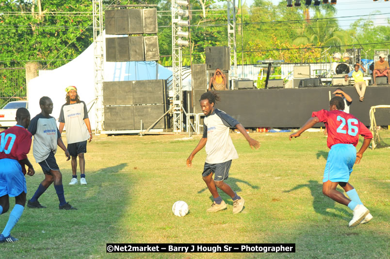 Marley Magic Traffic Jam - Celebrity Football @ Spring Break - Saturday, March 21, 2009 - Also Featuring: Kelley, Capleton, Junior Reid, Spragga Benz, Wayne Marshall, Munga, Romaine Virgo,Embee, Bango Herman, Flava K, Whisky Baggio, Andrew and Wadda Blood, Black Am I, Packa, Venue at Waz Beach, Norman Manley Boulevard, Negril Westmoreland, Jamaica - Saturday, March 21, 2009 - Photographs by Net2Market.com - Barry J. Hough Sr, Photographer/Photojournalist - Negril Travel Guide, Negril Jamaica WI - http://www.negriltravelguide.com - info@negriltravelguide.com...!