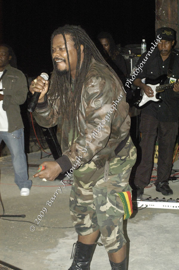  Luciano "Live in Concert" Negril Escape Resort & Spa, Openning Acts: Justice Merchant, and Timmi Burrell, Backing Band: JAH Messenjah, One Love Reggae Summer Series, West End, Negril, Westmoreland, Jamaica W.I. - Tuesday, August 11, 2009 - Photographs by Barry J. Hough Sr. Photojournalist/Photograper - Photographs taken with a Nikon D70, D100, or D300 - Negril Travel Guide, Negril Jamaica WI - http://www.negriltravelguide.com - info@negriltravelguide.com...!