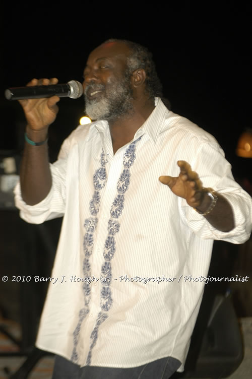 Freddy McGregor - Live In Concert @ Negril Escape Resort and Spa, One Love Drive, West End, Negril, Westmoreland, Jamaica W.I. - Photographs by Net2Market.com - Barry J. Hough Sr, Photographer/Photojournalist - Negril Travel Guide, Negril Jamaica WI - http://www.negriltravelguide.com - info@negriltravelguide.com...!