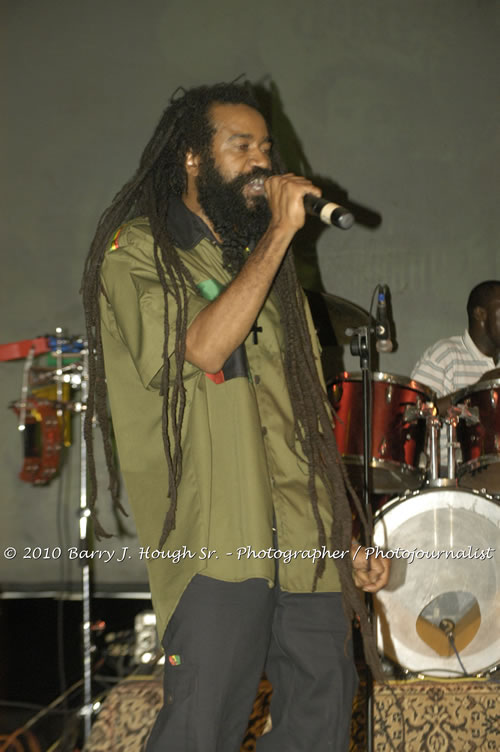 JAH Cure - Live In Concert @ Negril Escape Resort and Spa, December 15, 2009, One Love Drive, West End, Negril, Westmoreland, Jamaica W.I. - Photographs by Net2Market.com - Barry J. Hough Sr, Photographer/Photojournalist - Negril Travel Guide, Negril Jamaica WI - http://www.negriltravelguide.com - info@negriltravelguide.com...!