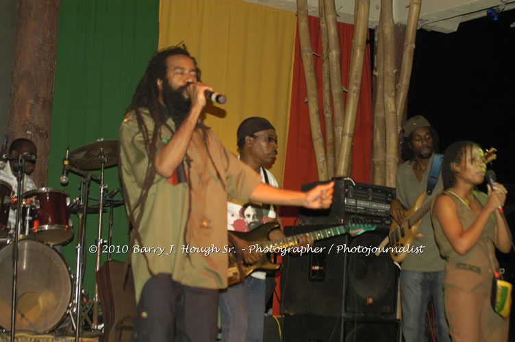 JAH Cure - Live In Concert @ Negril Escape Resort and Spa, December 15, 2009, One Love Drive, West End, Negril, Westmoreland, Jamaica W.I. - Photographs by Net2Market.com - Barry J. Hough Sr, Photographer/Photojournalist - Negril Travel Guide, Negril Jamaica WI - http://www.negriltravelguide.com - info@negriltravelguide.com...!