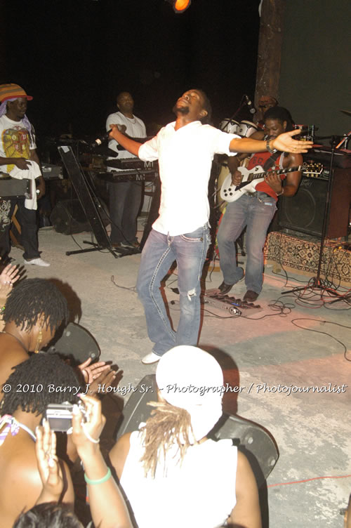 JAH Cure - Live In Concert @ Negril Escape Resort and Spa, December 15, 2009, One Love Drive, West End, Negril, Westmoreland, Jamaica W.I. - Photographs by Net2Market.com - Barry J. Hough Sr, Photographer/Photojournalist - Negril Travel Guide, Negril Jamaica WI - http://www.negriltravelguide.com - info@negriltravelguide.com...!