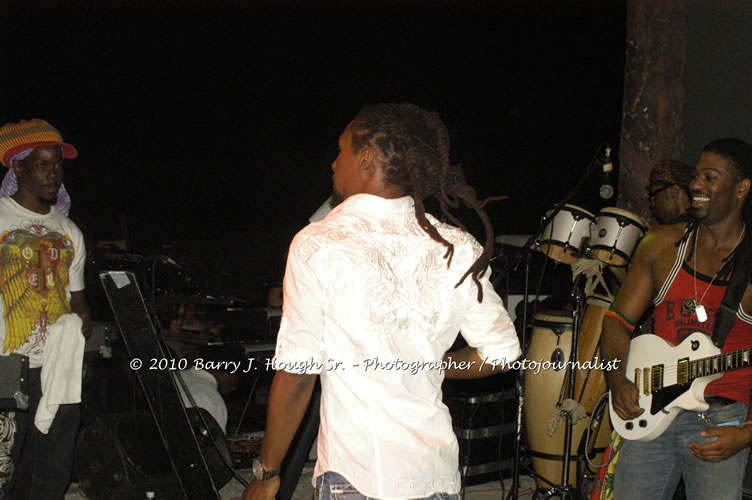 JAH Cure - Live In Concert @ Negril Escape Resort and Spa, December 15, 2009, One Love Drive, West End, Negril, Westmoreland, Jamaica W.I. - Photographs by Net2Market.com - Barry J. Hough Sr, Photographer/Photojournalist - Negril Travel Guide, Negril Jamaica WI - http://www.negriltravelguide.com - info@negriltravelguide.com...!