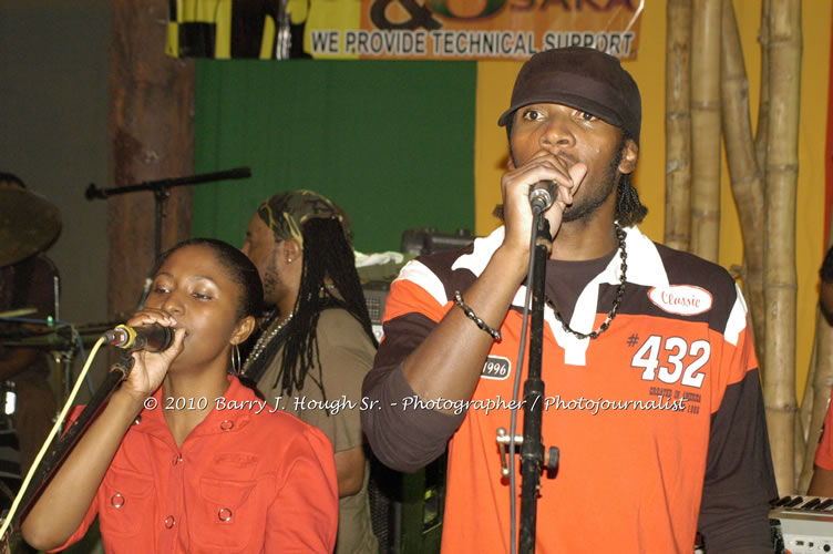 Marcia Griffiths & Edge Michael - Live In Concert - One Love Reggae Concert Series 09/10 @ Negril Escape Resort and Spa, December 29, 2009, One Love Drive, West End, Negril, Westmoreland, Jamaica W.I. - Photographs by Net2Market.com - Barry J. Hough Sr, Photographer/Photojournalist - Negril Travel Guide, Negril Jamaica WI - http://www.negriltravelguide.com - info@negriltravelguide.com...!