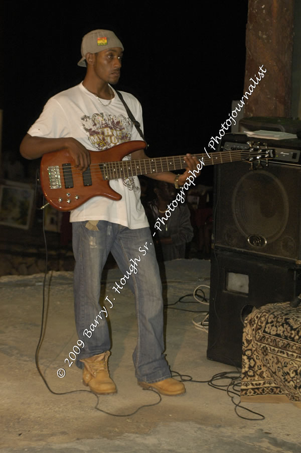  Sanchez - Live in Concert - at the One Love Reggae Concert Series 09/10 @ Negril Escape Resort & Spa - Also Featuring: Timmi Burrell and Justice Merchant- Backing Band Roots Warrior - DJ Gemini - MC Oliver Cargill, Negril Escape Resort & Spa, One Love Drive, West End, Negril, Westmoreland, Jamaica W.I. - Tuesday, November 24, 2009 - Photographs by Net2Market.com - Barry J. Hough Sr, Photographer / Photojournalist - Photos taken with a Nikon D70, D100, or D300 - Negril Travel Guide, Negril Jamaica WI - http://www.negriltravelguide.com - info@negriltravelguide.com...!