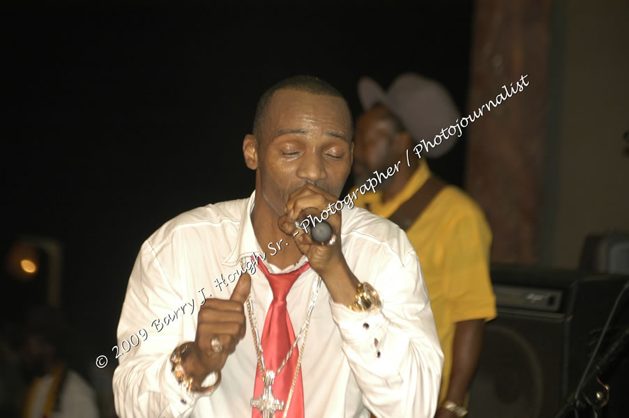  Sanchez - Live in Concert - at the One Love Reggae Concert Series 09/10 @ Negril Escape Resort & Spa - Also Featuring: Timmi Burrell and Justice Merchant- Backing Band Roots Warrior - DJ Gemini - MC Oliver Cargill, Negril Escape Resort & Spa, One Love Drive, West End, Negril, Westmoreland, Jamaica W.I. - Tuesday, November 24, 2009 - Photographs by Net2Market.com - Barry J. Hough Sr, Photographer / Photojournalist - Photos taken with a Nikon D70, D100, or D300 - Negril Travel Guide, Negril Jamaica WI - http://www.negriltravelguide.com - info@negriltravelguide.com...!