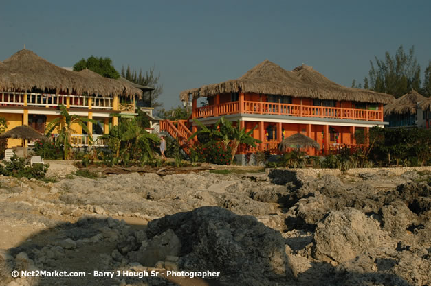 Montego Bay Sangster International Airport, Montego Bay, Jamaica W.I. - Negril Travel Guide, Negril Jamaica WI - http://www.negriltravelguide.com - info@negriltravelguide.com...!