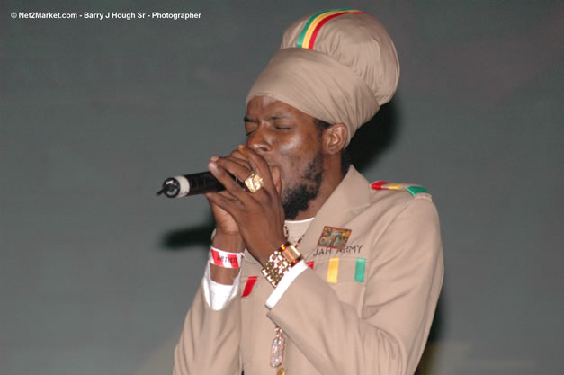 Jah Mason @ Tru-Juice Rebel Salute 2007 - Saturday, January 13, 2007, Port Kaiser Sports Club, St. Elizabeth - Negril Travel Guide, Negril Jamaica WI - http://www.negriltravelguide.com - info@negriltravelguide.com...!