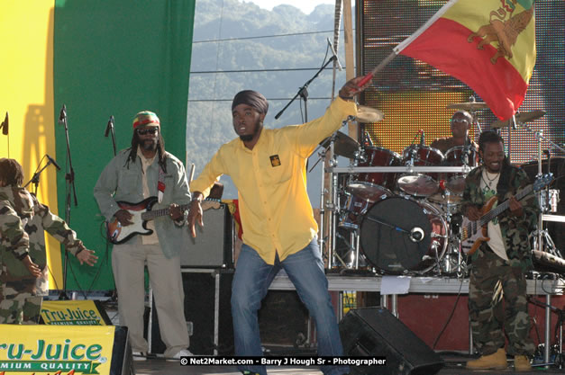 Luciano at Tru-Juice Rebel Salute 2008 - The 15th staging of Tru-Juice Rebel Salute, Saturday, January 12, 2008, Port Kaiser Sports Club, St. Elizabeth, Jamaica W.I. - Photographs by Net2Market.com - Barry J. Hough Sr, Photographer - Negril Travel Guide, Negril Jamaica WI - http://www.negriltravelguide.com - info@negriltravelguide.com...!