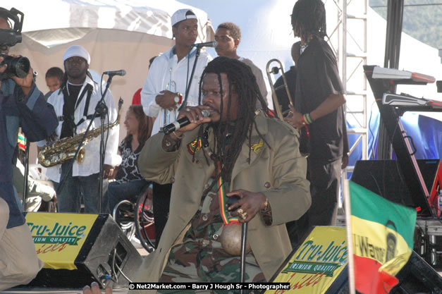 Luciano at Tru-Juice Rebel Salute 2008 - The 15th staging of Tru-Juice Rebel Salute, Saturday, January 12, 2008, Port Kaiser Sports Club, St. Elizabeth, Jamaica W.I. - Photographs by Net2Market.com - Barry J. Hough Sr, Photographer - Negril Travel Guide, Negril Jamaica WI - http://www.negriltravelguide.com - info@negriltravelguide.com...!