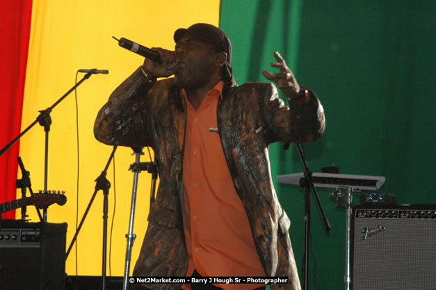 Sugar Minott at Tru-Juice Rebel Salute 2008 - The 15th staging of Tru-Juice Rebel Salute, Saturday, January 12, 2008, Port Kaiser Sports Club, St. Elizabeth, Jamaica W.I. - Photographs by Net2Market.com - Barry J. Hough Sr, Photographer - Negril Travel Guide, Negril Jamaica WI - http://www.negriltravelguide.com - info@negriltravelguide.com...!