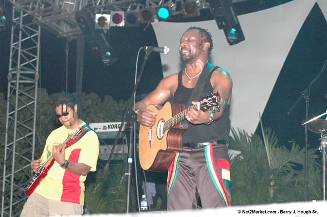 Toots and The Maytails - Red Stripe Reggae Sumfest 2005 - International Night #2 - July 23th, 2005 - Negril Travel Guide, Negril Jamaica WI - http://www.negriltravelguide.com - info@negriltravelguide.com...!