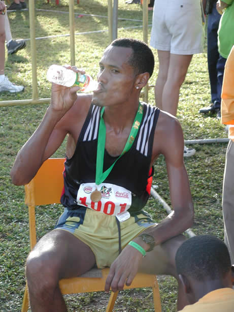 2002 Reggae Marathon & Half Marathon Photographs - Negril Travel Guide, Negril Jamaica WI - http://www.negriltravelguide.com - info@negriltravelguide.com...!