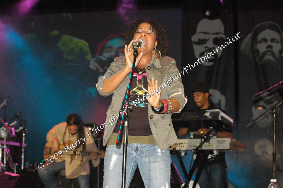 Damian 'Jr. Gong' Marley & NAS @ Reggae Sumfest 2009 - International Night 2 - Reggae Sumfest 2009,Catherine Hall, Montego Bay, St. James, Jamaica W.I. - Saturday, July 25, 2009 - Reggae Sumfest 2009, July 19 - 25, 2009 - Photographs by Net2Market.com - Barry J. Hough Sr. Photojournalist/Photograper - Photographs taken with a Nikon D70, D100, or D300 - Negril Travel Guide, Negril Jamaica WI - http://www.negriltravelguide.com - info@negriltravelguide.com...!