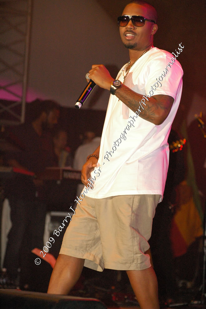 Damian 'Jr. Gong' Marley & NAS @ Reggae Sumfest 2009 - International Night 2 - Reggae Sumfest 2009,Catherine Hall, Montego Bay, St. James, Jamaica W.I. - Saturday, July 25, 2009 - Reggae Sumfest 2009, July 19 - 25, 2009 - Photographs by Net2Market.com - Barry J. Hough Sr. Photojournalist/Photograper - Photographs taken with a Nikon D70, D100, or D300 - Negril Travel Guide, Negril Jamaica WI - http://www.negriltravelguide.com - info@negriltravelguide.com...!