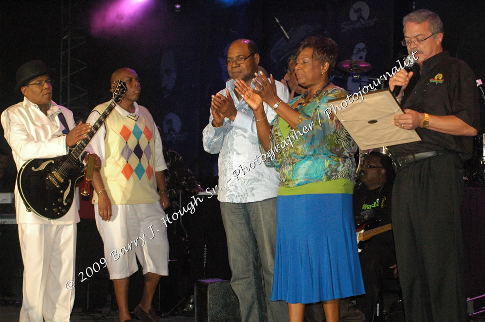  Michael Jackson - A Lifetime Achievement Award was presented to Michael Jackson and received by Tito Jackson @ Reggae Sumfest 2009 - International Night 2 - Reggae Sumfest 2009,Catherine Hall, Montego Bay, St. James, Jamaica W.I. - Saturday, July 25, 2009 - Reggae Sumfest 2009, July 19 - 25, 2009 - Photographs by Net2Market.com - Barry J. Hough Sr. Photojournalist/Photograper - Photographs taken with a Nikon D70, D100, or D300 - Negril Travel Guide, Negril Jamaica WI - http://www.negriltravelguide.com - info@negriltravelguide.com...!