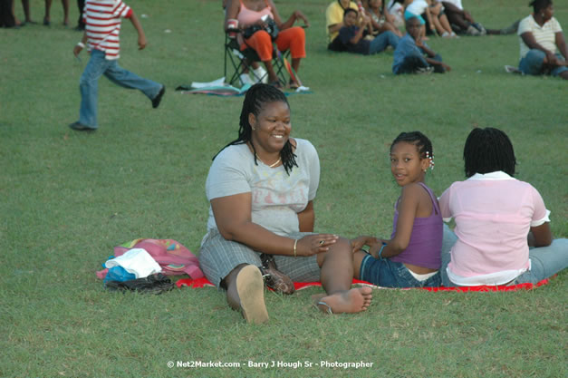 The Ministry of Toursim & The Jamaica Tourist Board present Tourism Awareness Concert in Commemoration of the Start of the 07/08 Winter Tourist Season - Guest Performers: Third World, Tessane Chin, Etana, Assassin, One Third, Christopher Martin, Gumption Band - Saturday, December 15, 2007 - Old Hospital Site, on the Hip Strip, Montego Bay, Jamaica W.I. - Photographs by Net2Market.com - Barry J. Hough Sr, Photographer - Negril Travel Guide, Negril Jamaica WI - http://www.negriltravelguide.com - info@negriltravelguide.com...!