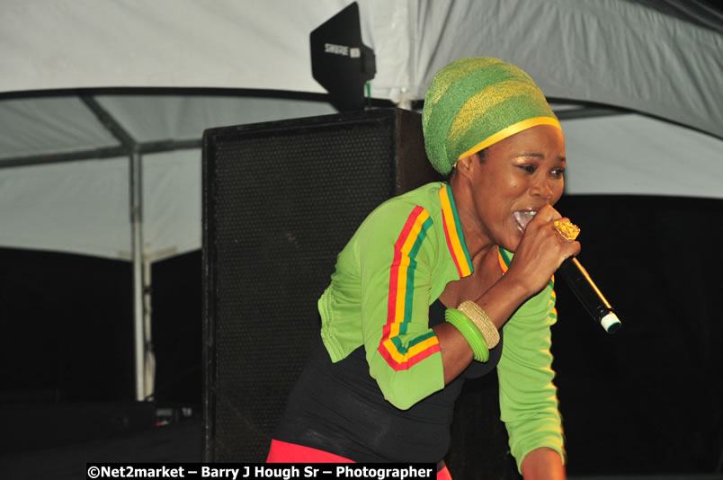 Queen Ifrica @ Unite The People An International Reggae Fest, Featuring: Beres Hammond, Coco T, Queen Ifrica, Khalil, Cameal Davis, Iley Dread, Rochelle, Geoffrey Star, Ras Penco, Kool DeLoy, Otis Gayle, J.McKay, Tiney Winey, Venue at Norman Manley Boulevard, Negril, Westmoreland, Jamaica - Saturday, April 4, 2009 - Photographs by Net2Market.com - Barry J. Hough Sr, Photographer/Photojournalist - Negril Travel Guide, Negril Jamaica WI - http://www.negriltravelguide.com - info@negriltravelguide.com...!