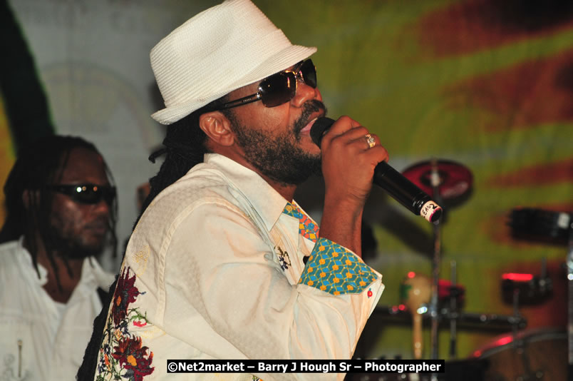 Unite The People An International Reggae Fest, Featuring: Beres Hammond, Coco T, Queen Ifrica, Khalil, Cameal Davis, Iley Dread, Rochelle, Geoffrey Star, Ras Penco, Kool DeLoy, Otis Gayle, J.McKay, Tiney Winey, Venue at Norman Manley Boulevard, Negril, Westmoreland, Jamaica - Saturday, April 4, 2009 - Photographs by Net2Market.com - Barry J. Hough Sr, Photographer/Photojournalist - Negril Travel Guide, Negril Jamaica WI - http://www.negriltravelguide.com - info@negriltravelguide.com...!