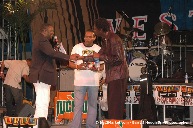 Kenyatta Hill @ Western Consciousness 2007 - Presented by King of Kings Productons - Saturday, April 28, 2007 - Llandilo Cultural Centre, Savanna-La-Mar, Westmoreland, Jamaica W.I. - Negril Travel Guide, Negril Jamaica WI - http://www.negriltravelguide.com - info@negriltravelguide.com...!