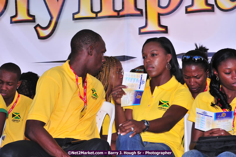 The City of Montego Bay Welcomes Our 2008 Olympians - Western Motorcade - Civic Ceremony - A Salute To Our Beijing Heros - Sam Sharpe Square, Montego Bay, Jamaica - Tuesday, October 7, 2008 - Photographs by Net2Market.com - Barry J. Hough Sr. Photojournalist/Photograper - Photographs taken with a Nikon D300 - Negril Travel Guide, Negril Jamaica WI - http://www.negriltravelguide.com - info@negriltravelguide.com...!